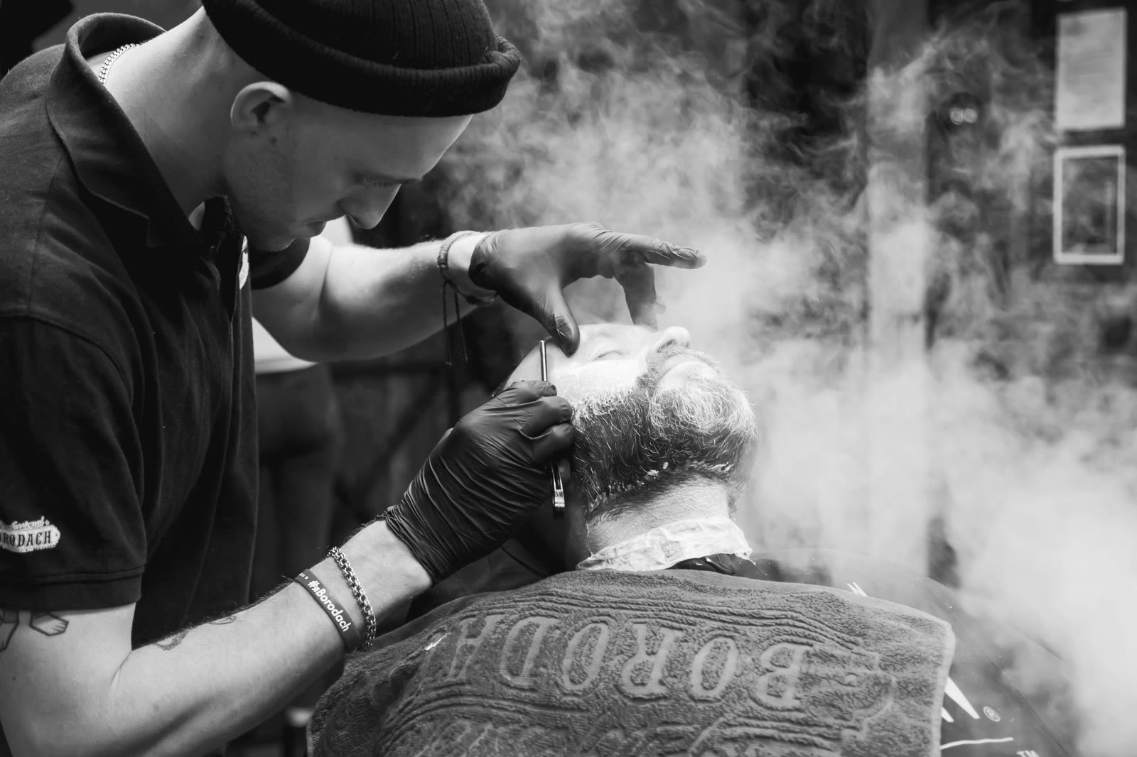 Hot Towel & Razor Shave